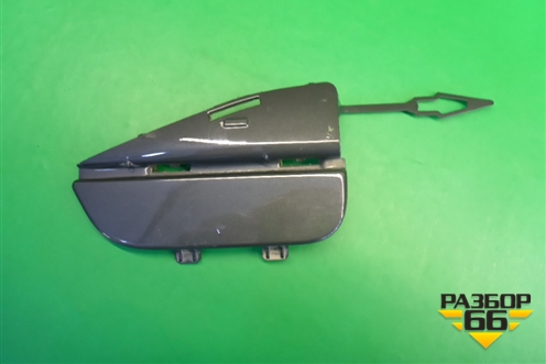 Заглушка в задний бампер (51128093923) для BMW X7 G07 с 2018г (Х7 Г07)