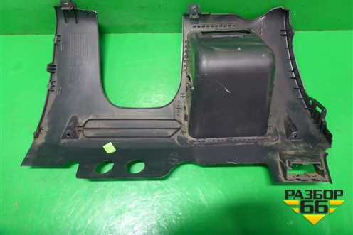 Накладка на торпедо (под рулём) (1Z1857923) для Skoda Octavia (А5) с 2004-2013г (Октавия)