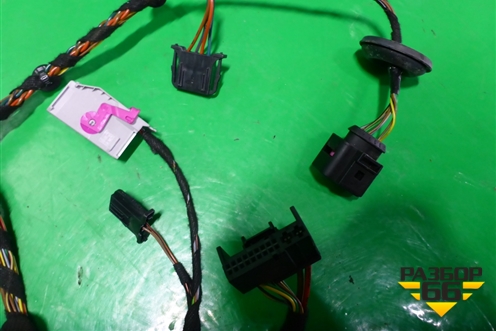 Проводка двери передней правой для Skoda Octavia (А5) с 2004-2013г (Октавия)