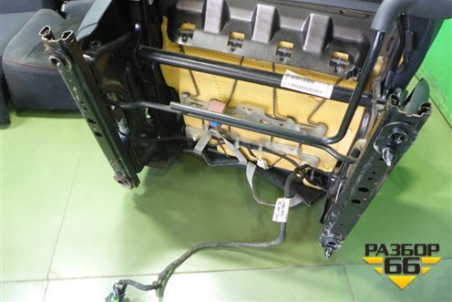 Сиденья комплект (с AIR BAG с подогревом) для Renault Megane 2 с 2002-2009г (Меган)