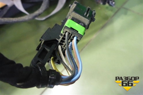 Сиденья комплект (с AIR BAG с подогревом) для Renault Megane 2 с 2002-2009г (Меган)