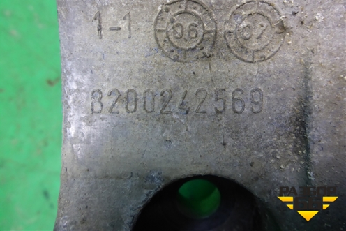 Кронштейн генератора (1.6л K4MC813) (8200242569) для Renault Megane 2 с 2002-2009г (Меган)