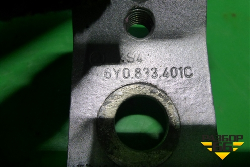 Петля двери передней левой верхняя (6Y0833401C) для Skoda Octavia (А5) с 2004-2013г (Октавия)