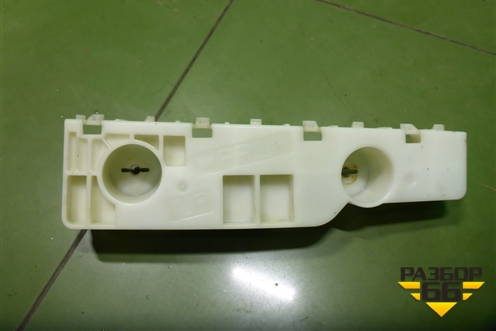 Кронштейн переднего бампера левый для Nissan Patrol (Y62) с 2010г (Патрол)