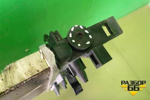 Радиатор охлаждения (214105731R) для Renault Logan II с 2012г (Логан)