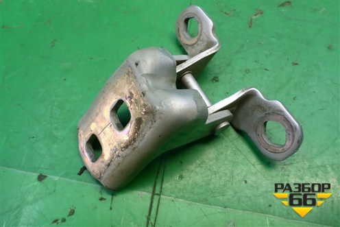 Петля двери передней левой верхняя для Renault Megane 2 с 2002-2009г (Меган)