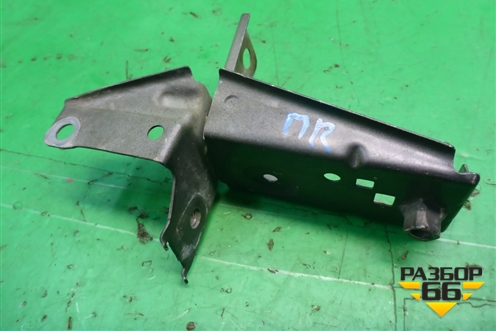 Кронштейн переднего бампера правый для Honda CR-V(RE) с 2006-2012г (ЦРВ СРВ)