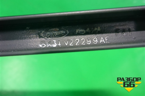 Направляющая стекла (двери передней левой) (BK31V22299AE) для Ford Transit с 2014г (Транзит)