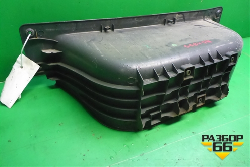 Накладка подножки правой (500312441) для Iveco Daily с 2006-2011г (Дейли)