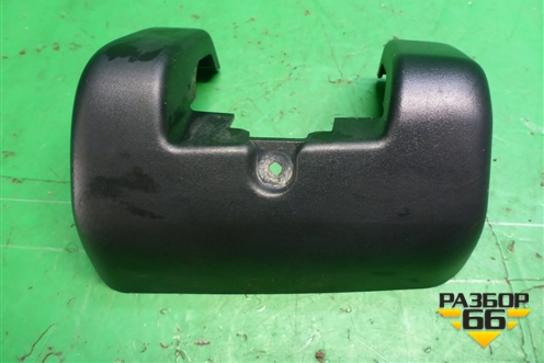 Накладка (петли двери багажника верхняя правая) (500330152) для Iveco Daily с 2006-2011г (Дейли)