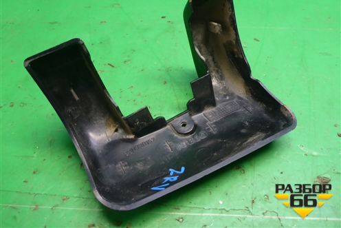 Накладка (петли двери багажника верхняя правая) (500330152) для Iveco Daily с 2006-2011г (Дейли)