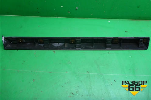 Накладка двери задней левой (EH6651RD1) для Mazda CX 7 с 2006-2012г (СХ7)