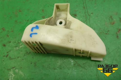 Кронштейн заднего бампера левый (под фонарь) (EG2150331) для Mazda CX 7 с 2006-2012г (СХ7)