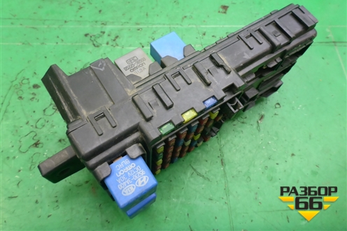 Блок предохранителей салонный (9118826105) для Hyundai Santa Fe с 2000-2012г (Classic) (Санта Фе)