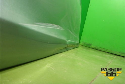 Дверь передняя правая (31662585) для Volvo V40 Cross Country с 2012г (М40 Кросс Кантри)