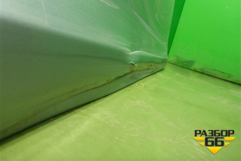 Дверь передняя правая (31662585) для Volvo V40 Cross Country с 2012г (М40 Кросс Кантри)