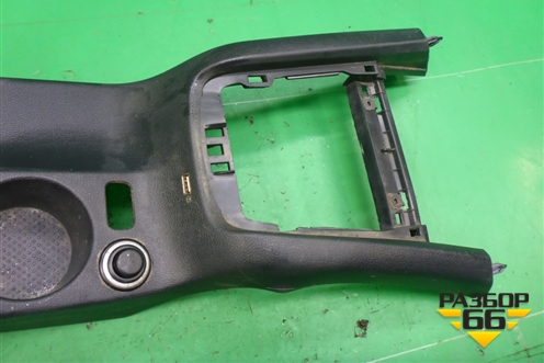 Консоль (1Z1863242) для Skoda Octavia (А5) с 2004-2013г (Октавия)