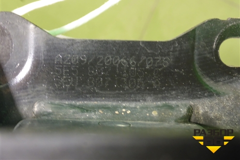 Усилитель заднего бампера (5E5807305C) для Skoda Octavia (A7) с 2013г (Октавия)