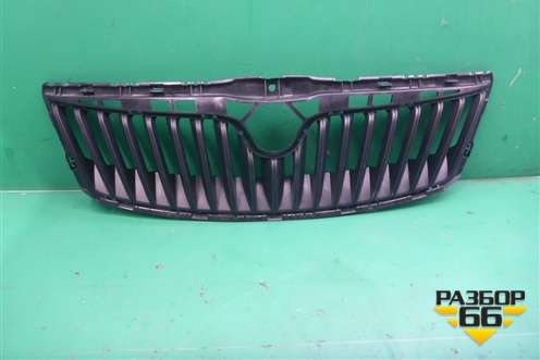 Решетка радиатора (после 2009г) (1Z0853651C) для Skoda Octavia (А5) с 2004-2013г (Октавия)