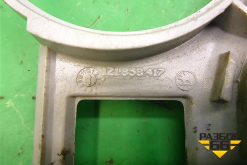 Накладка на торпедо (на модуль управления светом) (1Z1858417) для Skoda Octavia (А5) с 2004-2013г (Октавия)