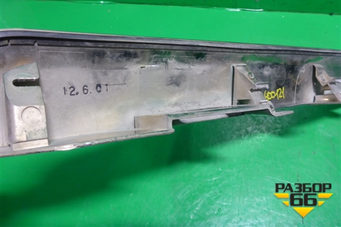 Накладка двери багажника (90810JG00E) для Nissan X-Trail (Т31) с 2007-2014г (Хтраил)