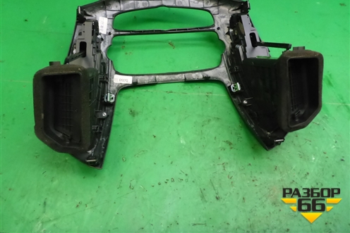 Дефлектор воздушный центральный (после 2012г) (95940920) для Chevrolet Cruze c 2009-2015г (Круз)