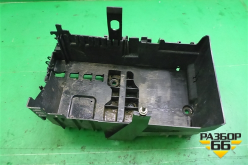Ящик под аккумулятор (13354420) для Chevrolet Cruze c 2009-2015г (Круз)