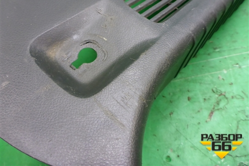 Обшивка багажника на заднюю панель (хетчбэк) (95028556) для Chevrolet Cruze c 2009-2015г (Круз)