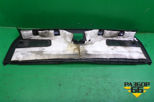 Обшивка багажника на заднюю панель (хетчбэк) (95028556) для Chevrolet Cruze c 2009-2015г (Круз)