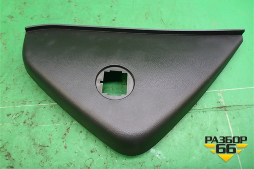 Накладка на торпедо (боковая правая) (96985589) для Chevrolet Cruze c 2009-2015г (Круз)