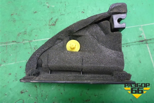 Накладка двери передней правой уголок (96984324) для Chevrolet Cruze c 2009-2015г (Круз)