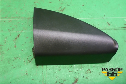 Накладка двери передней правой уголок (96984324) для Chevrolet Cruze c 2009-2015г (Круз)