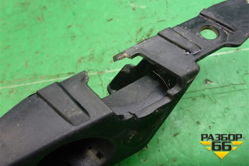 Кронштейн заднего бампера правый (боковой хетчбэк) (95144252) для Chevrolet Cruze c 2009-2015г (Круз)