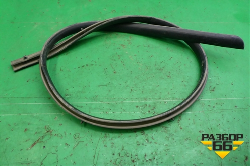 Уплотнитель на кузов правый для Chevrolet Cruze c 2009-2015г (Круз)