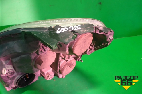 Фара правая (69500010) для Iveco Daily с 2006-2011г (Дейли)