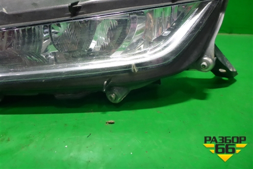Фара противотуманная левая (после 2019г) (8122048060) для Lexus RX 350 c 2015г (РХ)