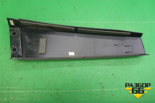 Накладка стойки (центральной правой) (5JA853290C) для Skoda Rapid с 2013г (Рапид)