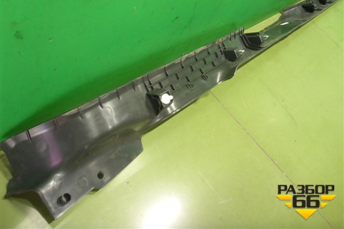 Накладка порога внутренняя правая (5JA853372) для Skoda Rapid с 2013г (Рапид)