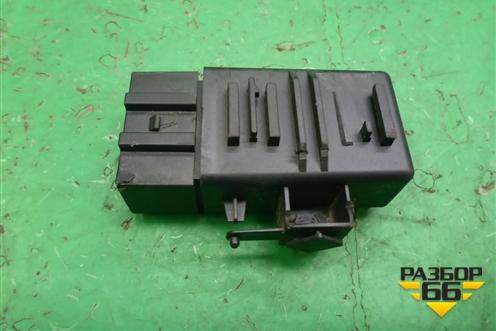 Блок электронный (обогрева сидений) (6R0959772A) для Skoda Rapid с 2013г (Рапид)