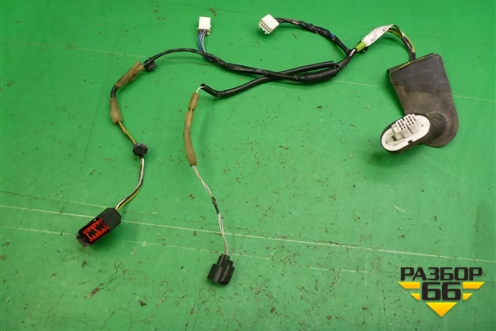 Проводка двери задней правой (BP4M67220C) для Mazda Mazda 3 (BK) с 2003-2009г 
