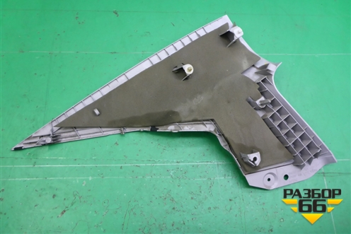 Обшивка стойки задняя верхняя правая (седан) (BN8V68251) для Mazda Mazda 3 (BK) с 2003-2009г 