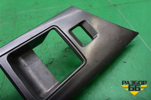 Накладка двери передней левой (на модуль управления стеклоподъёмниками) (BS3H4581J) для Mazda Mazda 3 (BK) с 2003-2009г 