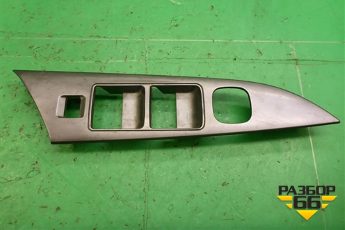 Накладка двери передней левой (на модуль управления стеклоподъёмниками) (BS3H4581J) для Mazda Mazda 3 (BK) с 2003-2009г 