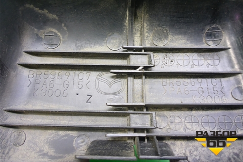 Накладка внутренняя (на индикатор) (BR5S691C7) для Mazda Mazda 3 (BK) с 2003-2009г 