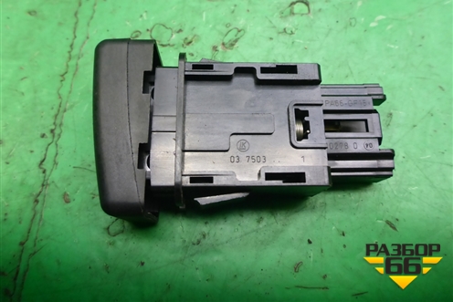 Кнопка аварийной сигнализации (BP4K664H0) для Mazda Mazda 3 (BK) с 2003-2009г 