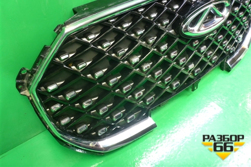 Решетка радиатора (под камеру) (602001961AA) для Chery Tiggo 8 Pro Max с 2022г (Тиго 8 Про Макс)