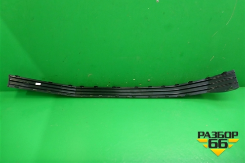 Накладка переднего бампера центральная (966101313) для Cadillac Escalade с 2020г (Эскалеид 5)