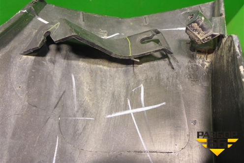 Накладка на порог наружная правая (768506677R) для Nissan Terrano с 2014г (Терано)