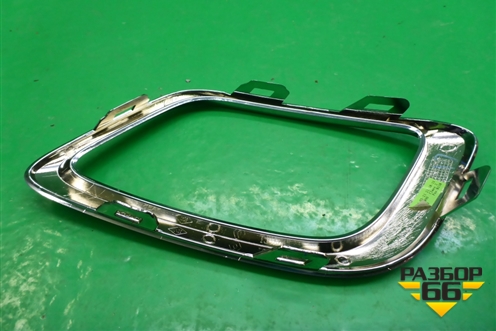 Накладка ПТФ левая (StepWay после 2018г) (261A35139R) для Renault Logan II с 2012г (Логан)