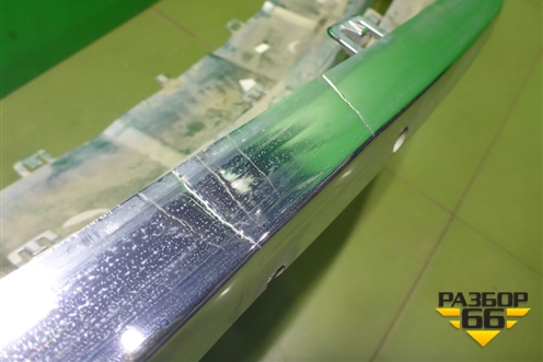 Накладка переднего бампера (до 2014г AMG) (A1668858525) для Mercedes Benz ML-Klass W166 c 2011г (МЛ)